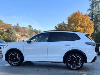 Volkswagen Tiguan RLine 2.0 TDI DSG 4MOTION - PROMO Bianco usata Sant'Angelo in vado