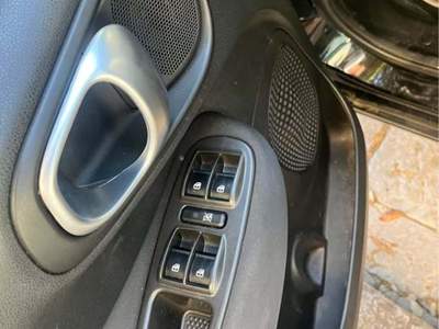 Fiat 500L mezzo in ottime condizioni garanzia Nero usata Umbertide