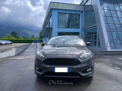 Ford Focus Ford Focus 1.5 TDCi ST-Line 120cv Grigio usata SAN MARTINO VALLE CAUDINA