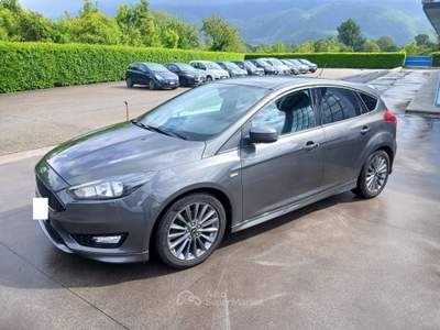 Ford Focus Ford Focus 1.5 TDCi ST-Line 120cv Grigio usata SAN MARTINO VALLE CAUDINA