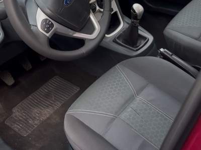 Ford Fiesta Ford Fiesta 1.2 Benzina 82 CV – Allestimento Titanium Rosso usata Grumo Nevano