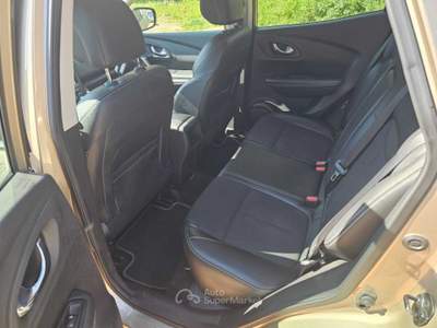 Renault Kadjar Renault KADJAR 1.5 DCI AUTOMATICA 130000KM ANNO 2017 Beige usata Pomezia