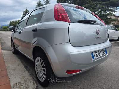 Fiat Punto 1.4 8V 5 porte Natural Power Street Argento usata Città di Castello