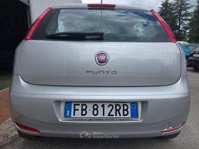 Fiat Punto 1.4 8V 5 porte Natural Power Street Argento usata Città di Castello