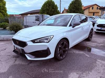 Cupra Leon 2.0 TDI 150 CV DSG Bianco usata Stra