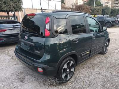Fiat Panda 1000 HYBRID PANDINA 70 CV CARPLAY PDC ITALIA Verde usata Vetralla