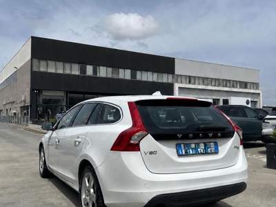 Volvo V60 VETTURA SEMPRE TAGLIANDATA GOMMATA NO PERMUTE Bianco usata CATANIA