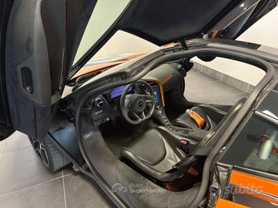 McLaren 720S 720 S PERFORMANCE TRACK PACK MSO usata Anzio
