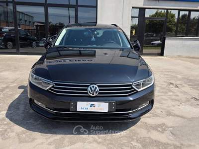 Volkswagen Passat Variant 2.0 tdi Business 150cv d usata Asti
