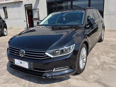 Volkswagen Passat Variant 2.0 tdi Business 150cv d usata Asti