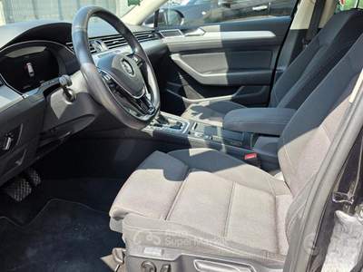 Volkswagen Passat Variant 2.0 tdi Business 150cv d usata Asti