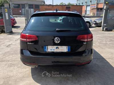 Volkswagen Passat Variant 2.0 tdi Business 150cv d usata Asti