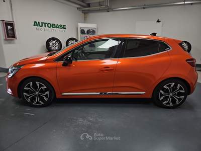 Renault Clio Clio 1.6 E-Tech full hybrid Techno 145cv auto Arancione usata Brescia