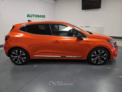 Renault Clio Clio 1.6 E-Tech full hybrid Techno 145cv auto Arancione usata Brescia