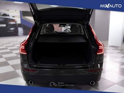 Volvo XC60 2.0 D4 Inscription Geartronic Grigio usata Latina