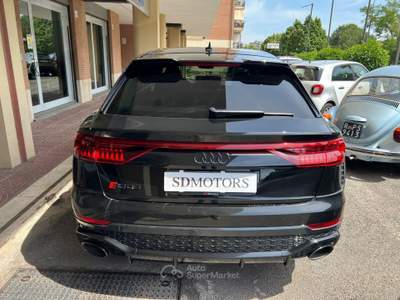 Audi RS Q8 4.0 mhev quattro tiptronic 600cv Nero usata Roma