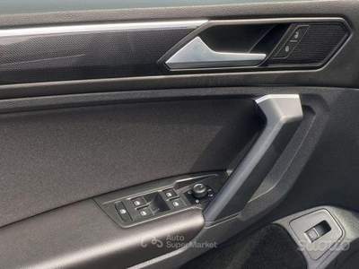 Volkswagen Tiguan Elegance 2.0 TDI 150 CV DSG usata Partinico
