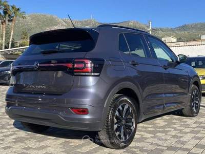 Volkswagen T-Cross R-Line 1.0 TSI 110 CV usata Partinico
