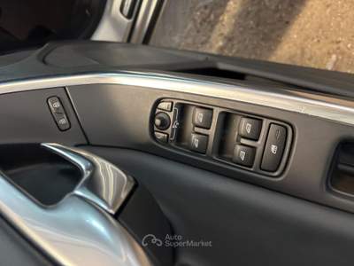 Volvo V60 1.6 84kw 115cv Momentum NEOPATENTATO usata Sommacampagna