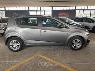 Chevrolet Aveo 86CV 5 porte LTZ NEOPATENTATO usata Sommacampagna