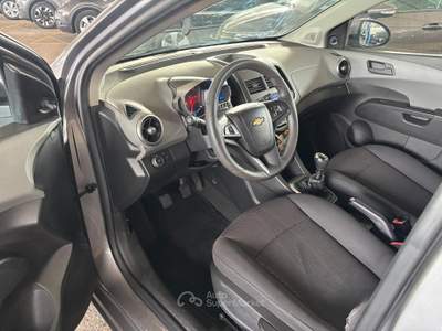 Chevrolet Aveo 86CV 5 porte LTZ NEOPATENTATO usata Sommacampagna