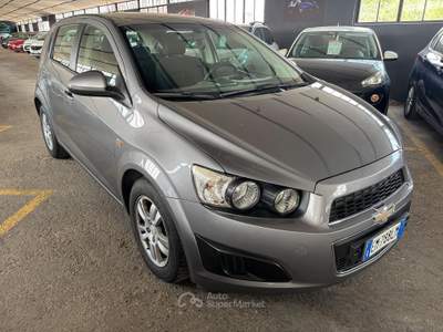 Chevrolet Aveo 86CV 5 porte LTZ NEOPATENTATO usata Sommacampagna