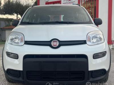 Fiat Panda FireFly S&S Hybrid City Life usata Anzio