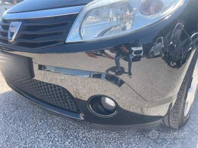 Dacia Sandero Laurèate 1.4 8v 75cv GPL usata Anzio