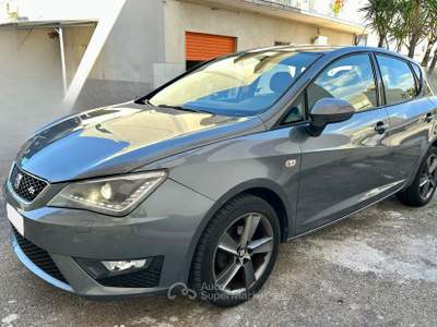Seat Ibiza CR 5 porte FR Grigio usata Monopoli