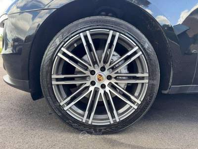 Porsche Macan 3.0 D 258CV TETTO PASM 21 KAMERA SCARICO PDC PELLE usata Ciampino