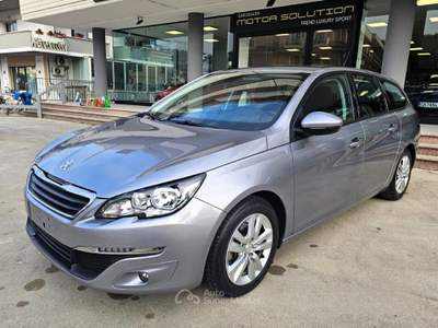 Peugeot 308 EAT6 SW Business usata Tortoreto