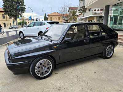 Lancia Delta .e. turbo 16V HF integrale Grigio usata Tortoreto
