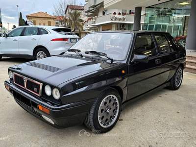 Lancia Delta .e. turbo 16V HF integrale Grigio usata Tortoreto