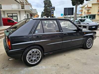 Lancia Delta .e. turbo 16V HF integrale Grigio usata Tortoreto