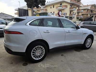 Jaguar F-Pace AWD aut. Pure usata Tortoreto