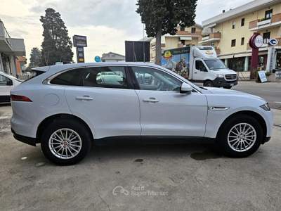 Jaguar F-Pace AWD aut. Pure usata Tortoreto
