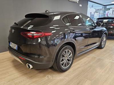 Alfa Romeo Stelvio 2.2d Q4 210cv Super Nero usata Tortoreto