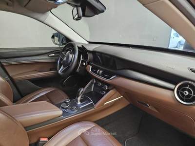 Alfa Romeo Stelvio 2.2d Q4 210cv Super Nero usata Tortoreto
