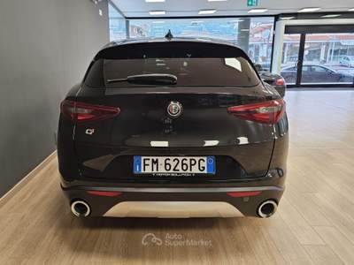 Alfa Romeo Stelvio 2.2d Q4 210cv Super Nero usata Tortoreto