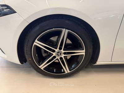 Mercedes-Benz Classe A Sport PELLE/LED/CAMERA/18" Bianco usata Merano