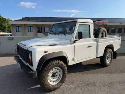 Land Rover Defender 110 2.2 td Hard Top HCPU Bianco usata Cremona