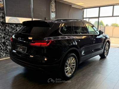 Volkswagen Touareg 3.0 V6 TDI SCR Elegance usata Stanghella