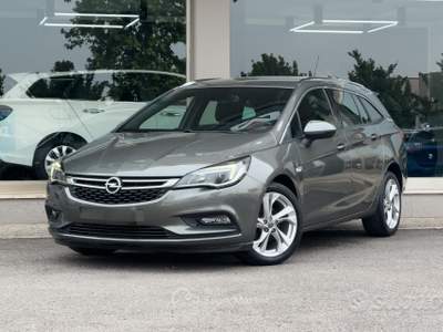 Opel Astra Start&Stop Sports Toure usata Paese