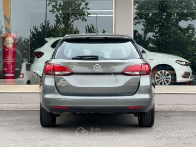 Opel Astra Start&Stop Sports Toure usata Paese