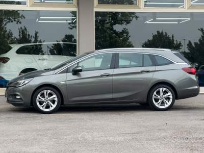 Opel Astra Start&Stop Sports Toure usata Paese