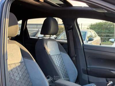 Volkswagen Taigo R-Line Plus usata Pomezia