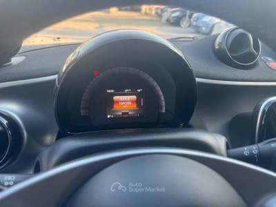 Smart ForFour 70 1.0 twinamic Passion NEOPATENTATI usata Bulgarograsso