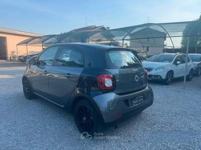 Smart ForFour 70 1.0 twinamic Passion NEOPATENTATI usata Bulgarograsso