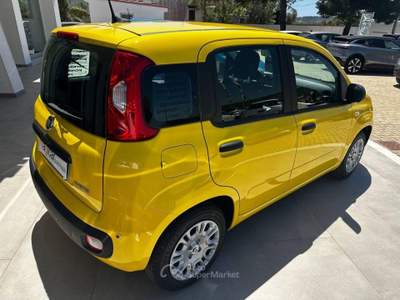 Fiat Panda 1.0 Hybrid 70cv Giallo usata Alessano
