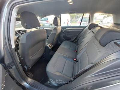 Volkswagen Golf Variant 1.6 TDI 115 CV DSG Busines usata Morengo